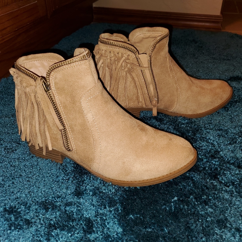 Wild G booties